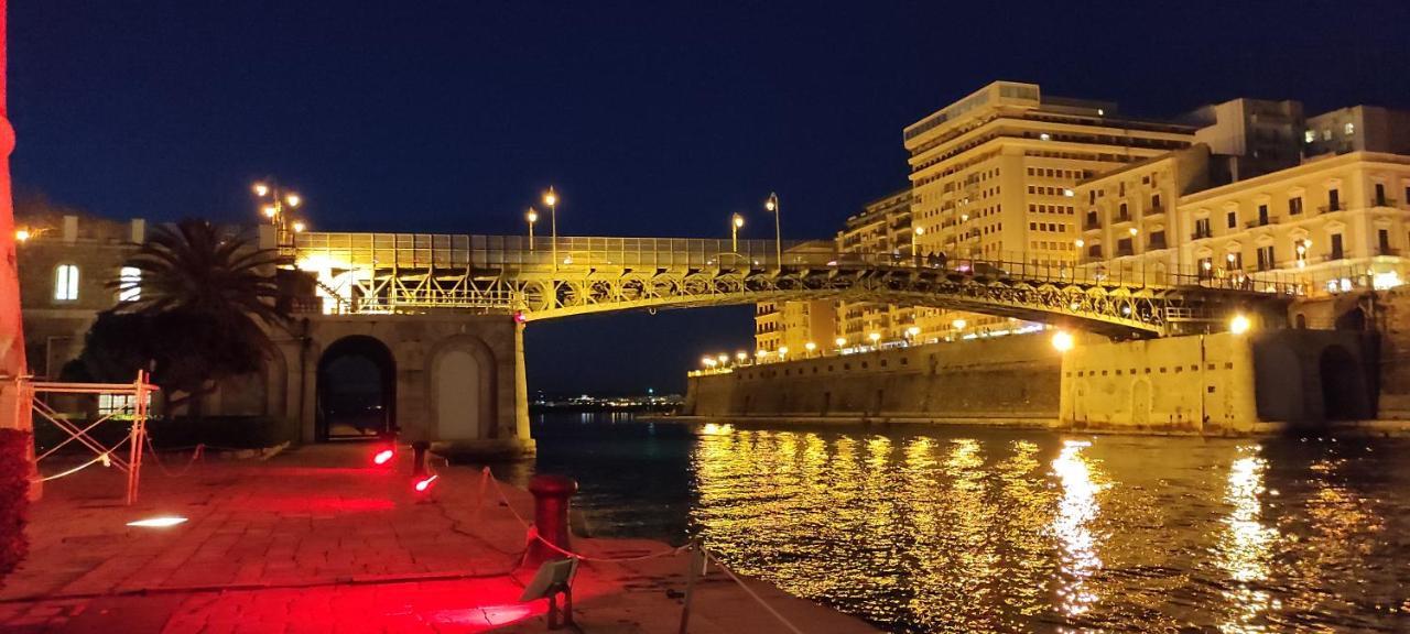 Linc'Anto Appartamento Taranto Esterno foto